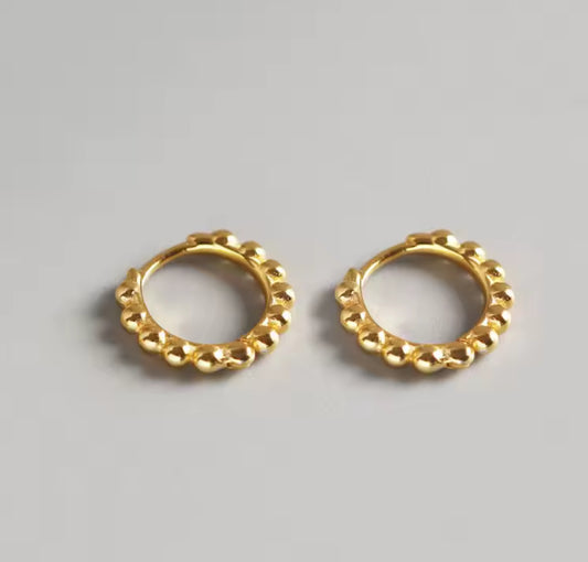 Huggie Tiny hoops 5mm